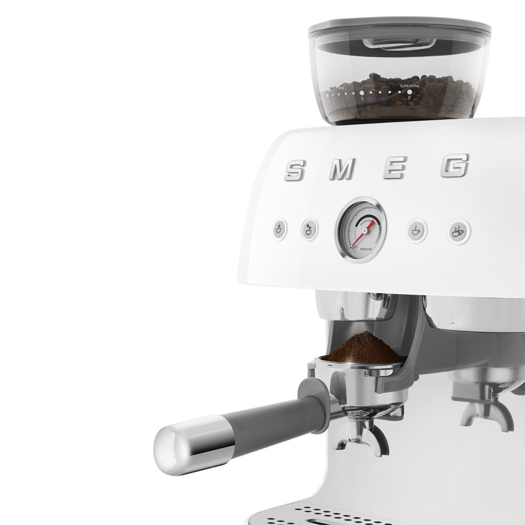 Smeg - Espresso Machine | White | 1950s | Manual espresso machine with integrated bean grinder