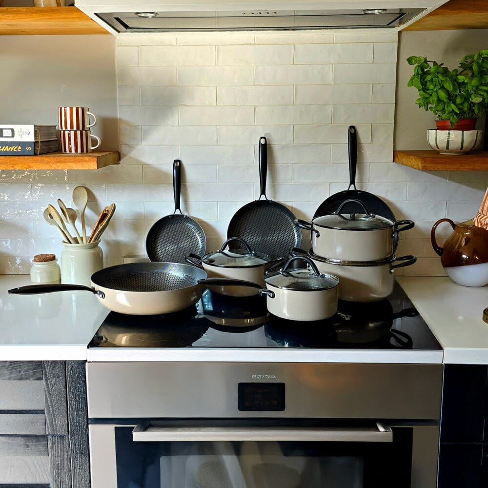 Cook & Pan - Honey Taupe of Mind Kookpot 22 cm met glazen deksel Cook & Pan 