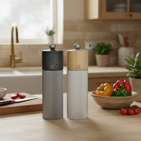 Peugeot - Line Peper- en Zoutmolen set 18 cm Carbon en Aluminium Peper- en Zoutmolen set Peugeot 